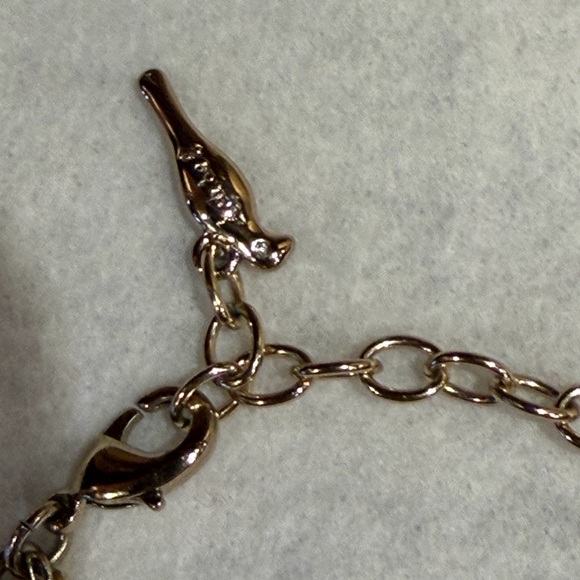 Chloe + Isabel Statement Spring Blush Necklace N495BHSG - Picture 2 of 8